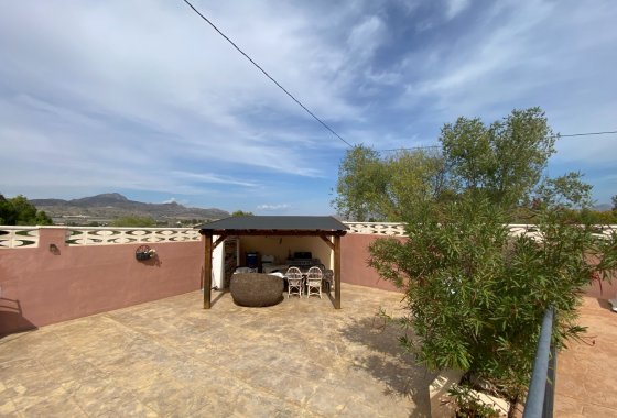 Reventa - Villa - Sax