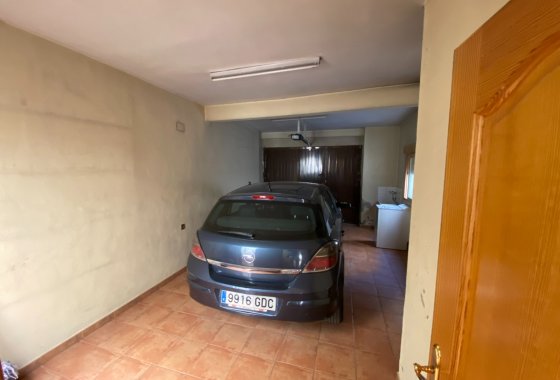 Resale - Townhouse - Sax