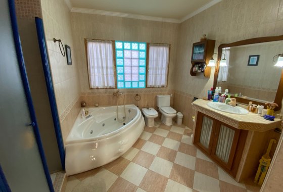 Resale - Townhouse - Sax