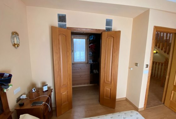 Resale - Townhouse - Sax