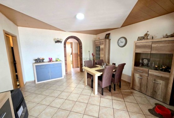 Wiederverkauf - Villa - Salinas