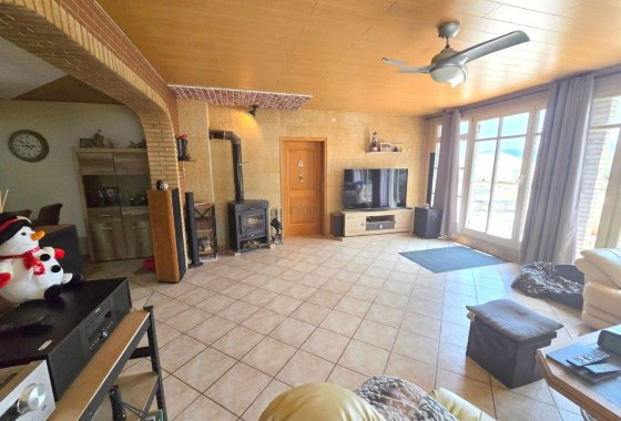 Wiederverkauf - Villa - Salinas