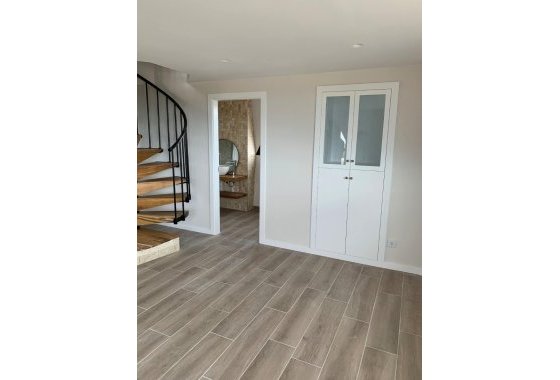 بازفروش - خانه روستایی - Pinoso