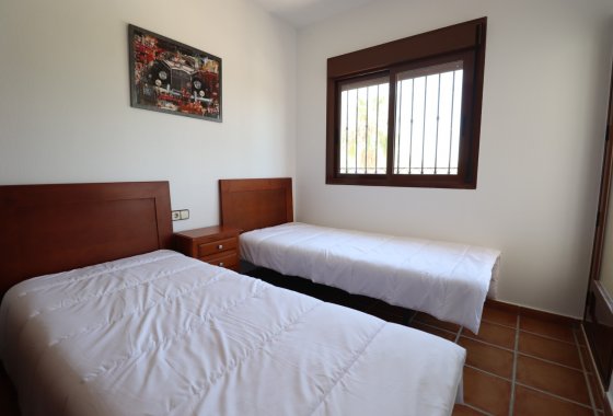 Resale - Villa - Algorfa - La Finca Golf Resort