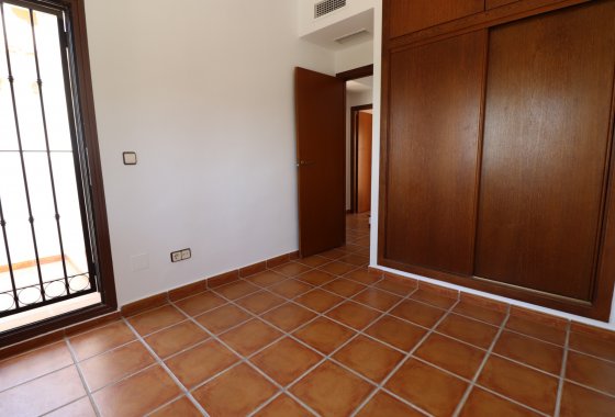 Resale - Villa - Algorfa - La Finca Golf Resort