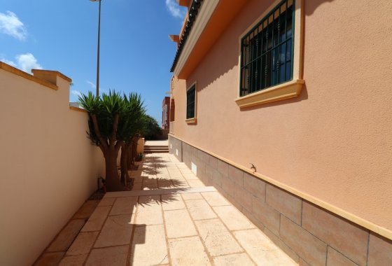 Resale - Villa - Ciudad Quesada - La Fiesta