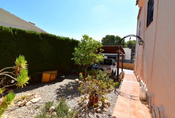 Resale - Villa - Orihuela Costa - Los Balcones