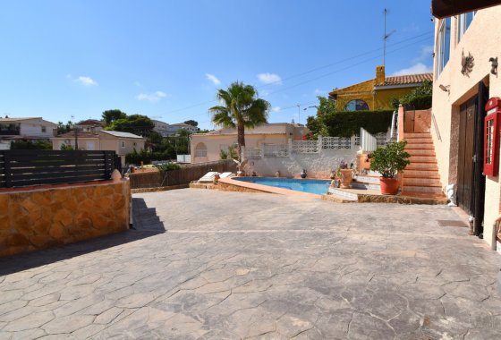 Resale - Villa - Orihuela Costa - Los Balcones