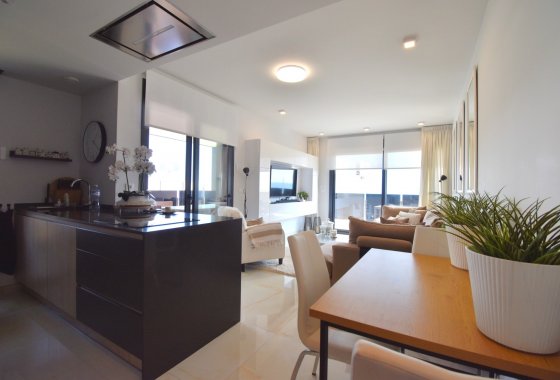 Resale - Apartment - Orihuela Costa - Playa Flamenca