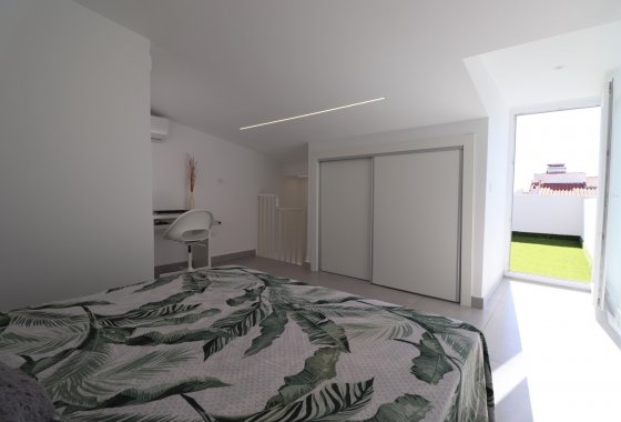 Resale - Townhouse - Torrevieja - San Luis