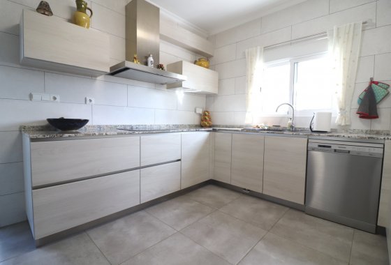 Resale - Country House - Orihuela - La Campaneta