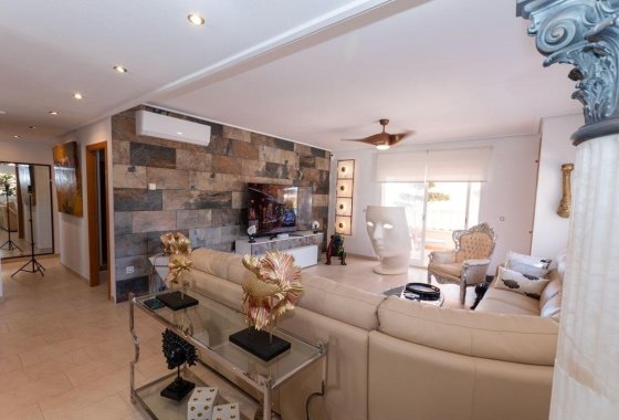 Resale - Apartment - Orihuela Costa - Los Dolses