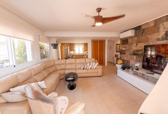 Resale - Apartment - Orihuela Costa - Los Dolses