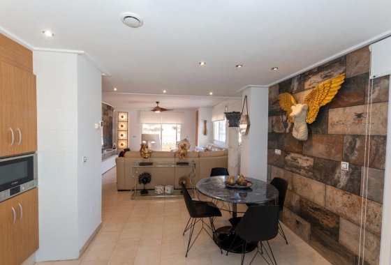 Resale - Apartment - Orihuela Costa - Los Dolses