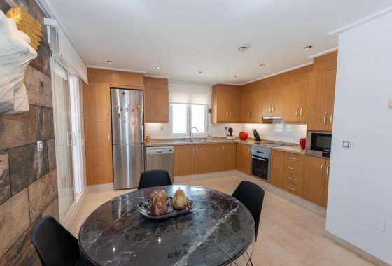 Resale - Apartment - Orihuela Costa - Los Dolses