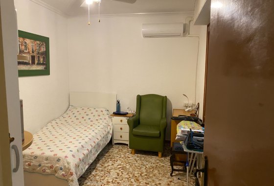 Resale - Apartment - Sax