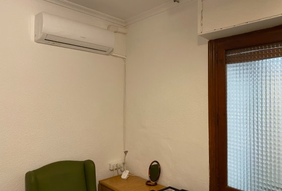 Resale - Apartment - Sax