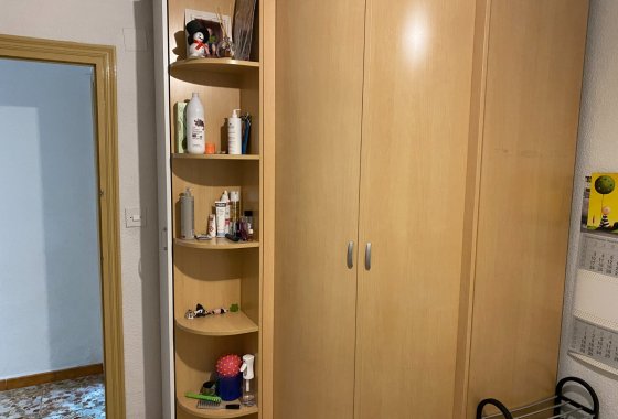 Resale - Apartment - Sax