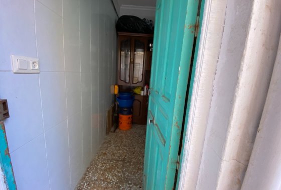 Resale - Apartment - Sax