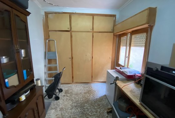 Resale - Apartment - Sax