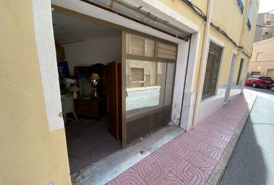 Resale - Apartment - Sax