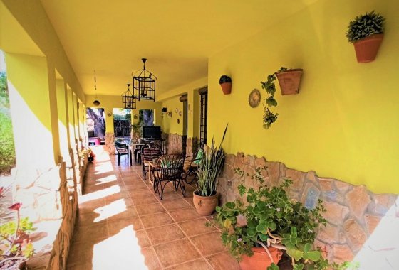 Resale - Country House - Novelda