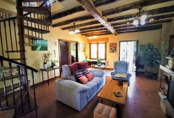 Resale - Country House - Novelda