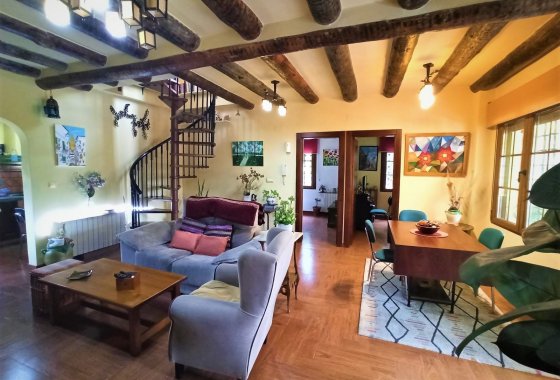 Resale - Country House - Novelda