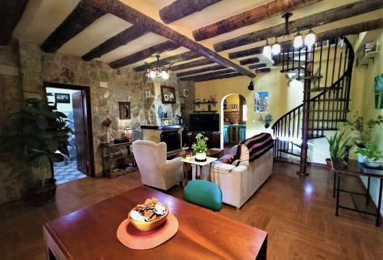 Resale - Country House - Novelda