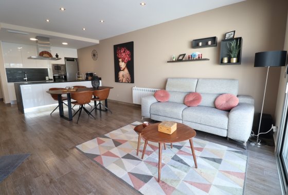 Resale - Villa - Daya Vieja - Daya Vieja - Town