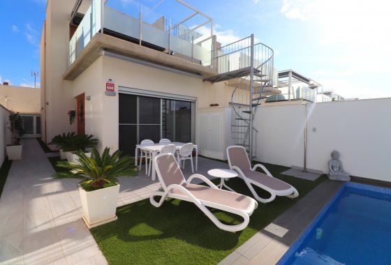 Resale - Villa - Daya Vieja - Daya Vieja - Town