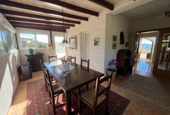 Resale - Villa - Sax