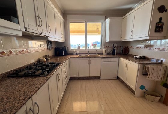 Resale - Villa - Sax