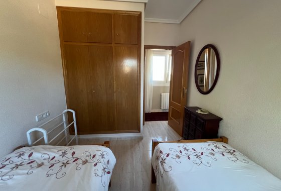 Resale - Villa - Sax