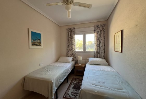 Resale - Villa - Sax