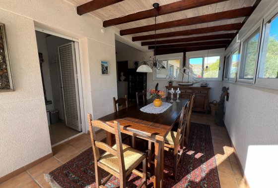 Resale - Villa - Sax