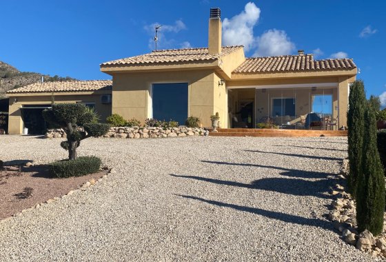 Resale - Villa - Sax