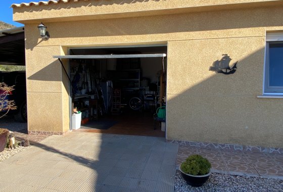 Resale - Villa - Sax