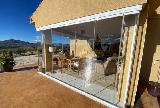 Resale - Villa - Sax