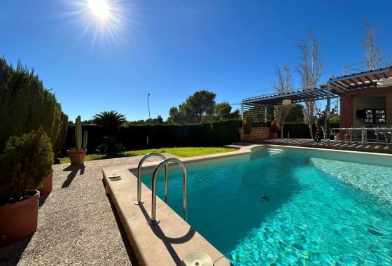 Resale - Villa - Orihuela Costa - Dehesa de campoamor