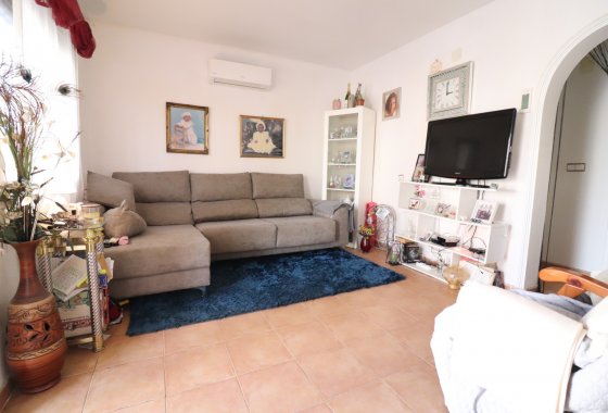Resale - Villa - Algorfa - Montebello