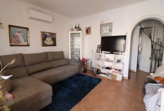 Resale - Villa - Algorfa - Montebello