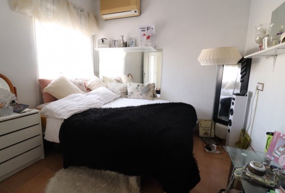 Resale - Villa - Algorfa - Montebello