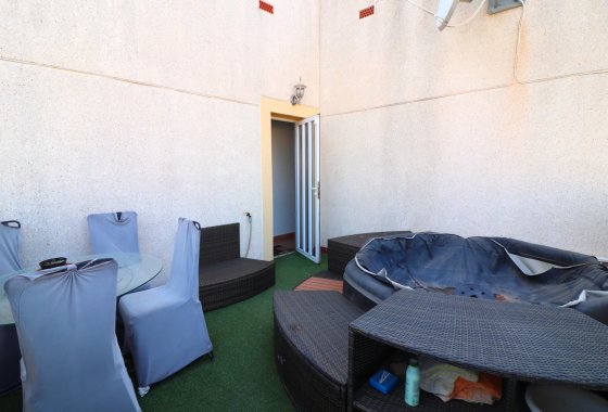 Resale - Villa - Algorfa - Montebello