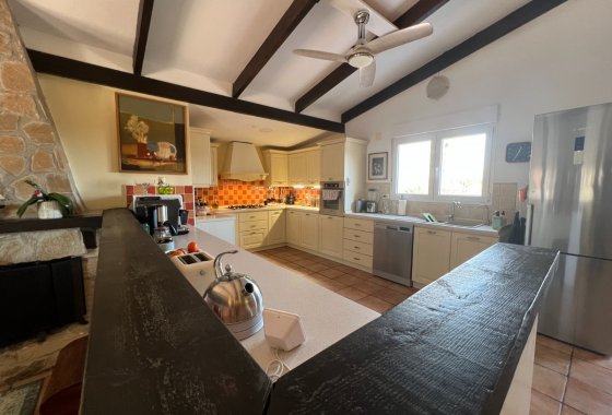 Resale - Country House - Salinas