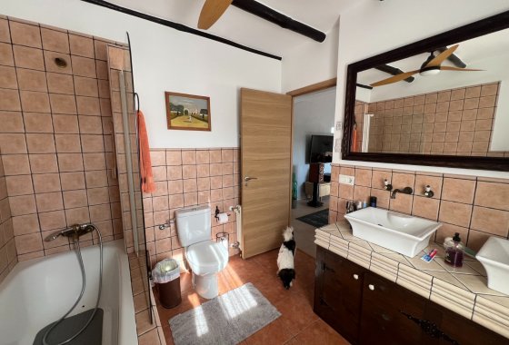 Resale - Country House - Salinas