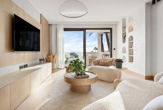 Resale - Apartment - Marbella - Nueva Andalucía