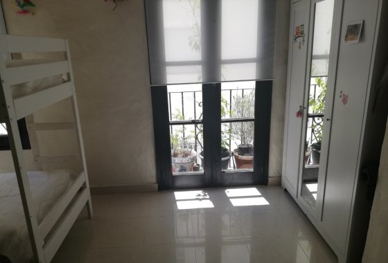 Resale - Apartment - Marbella - Puerto Banús