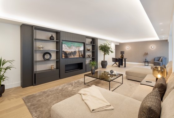 Resale - Villa - Marbella - Nueva Andalucía