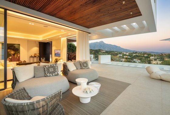 Resale - Villa - Benahavis - La Quinta